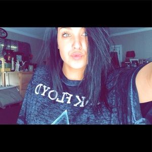 Meet your Posher, Samantha